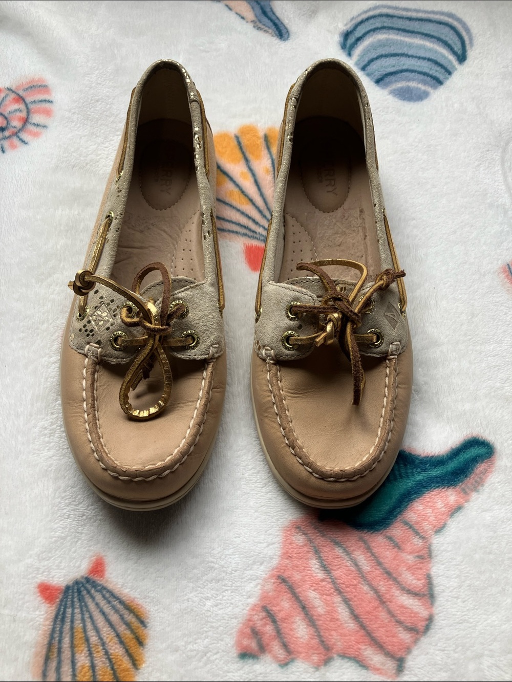 Sperry Beige/Tan Leather & Suede Moccasins with Gold Hardware